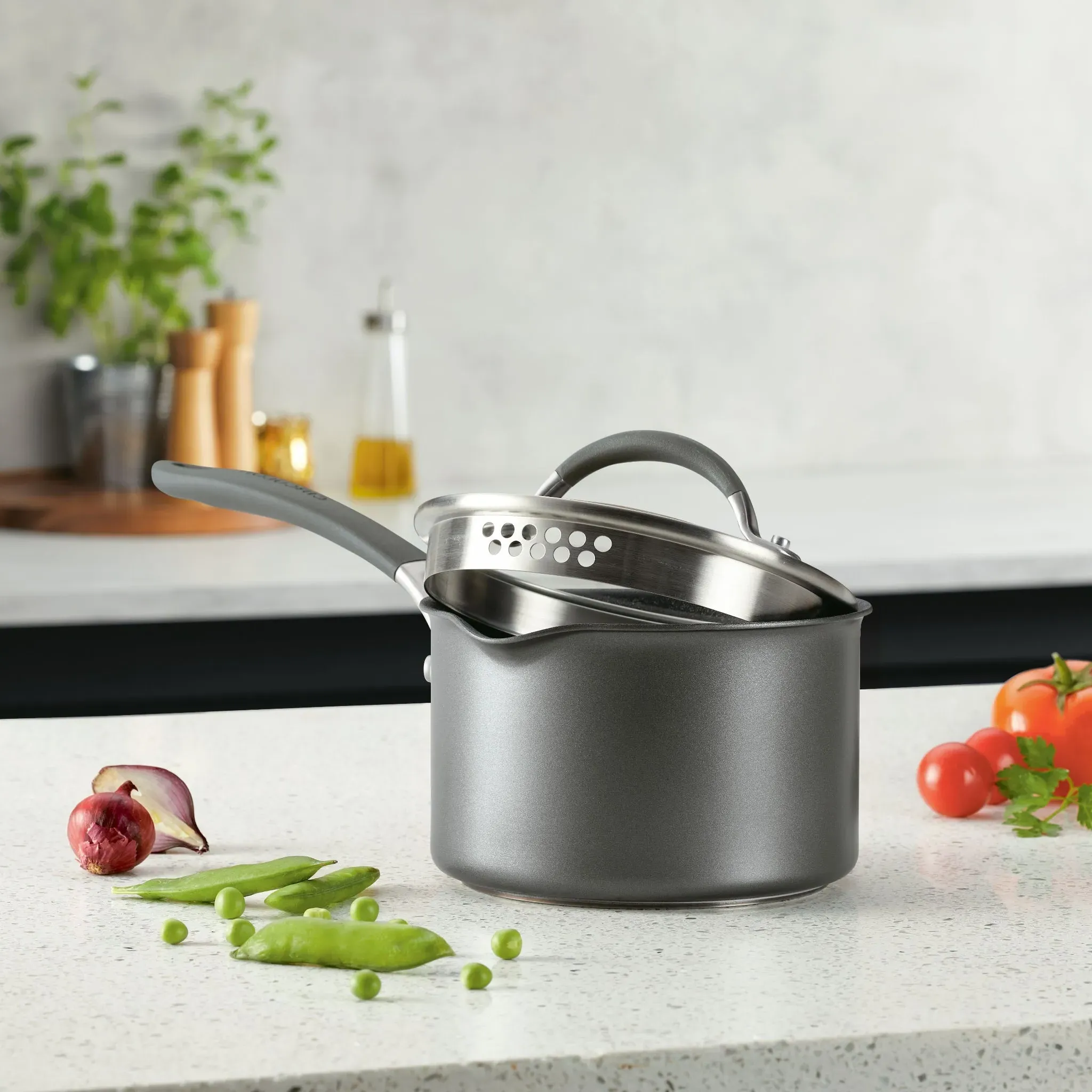 Circulon Scratch Defense 16cm Straining Saucepan 1.8L product