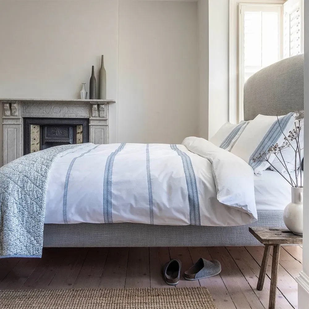 Avebury Double Duvet Cover Set - Blue, Cotton image