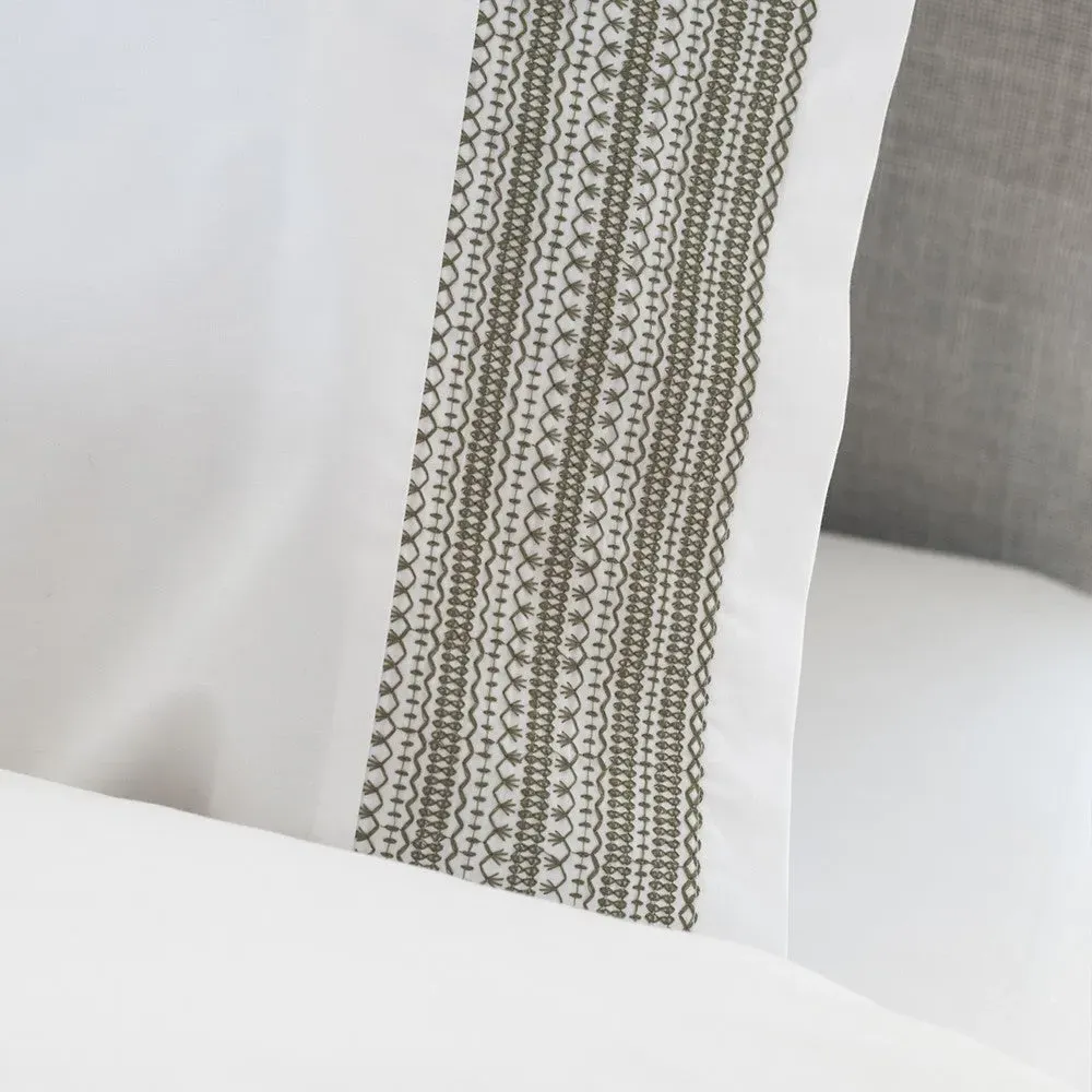 Avebury Fern Double Duvet Cover Set - Green image