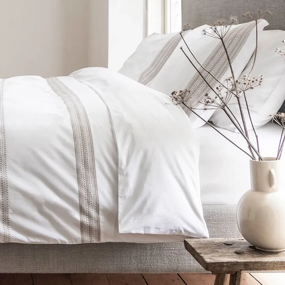 Avebury King Duvet Cover Set - Natural, Cotton Percale