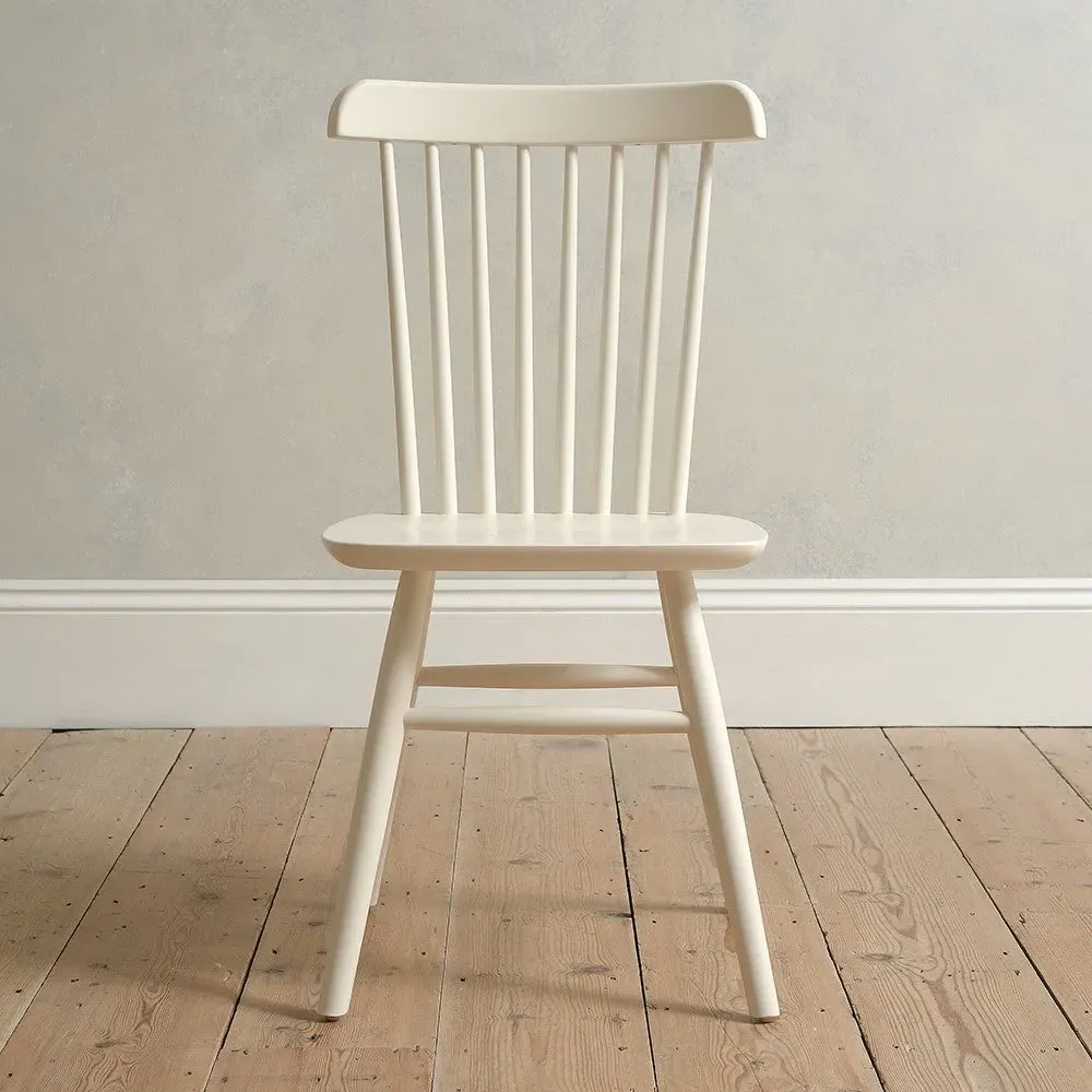 Round Extending Dining Table and 4 Spindleback Chairs - Cream