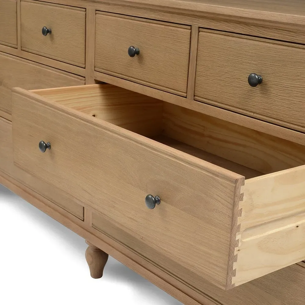 8 Drawer Wide Chest - Oak