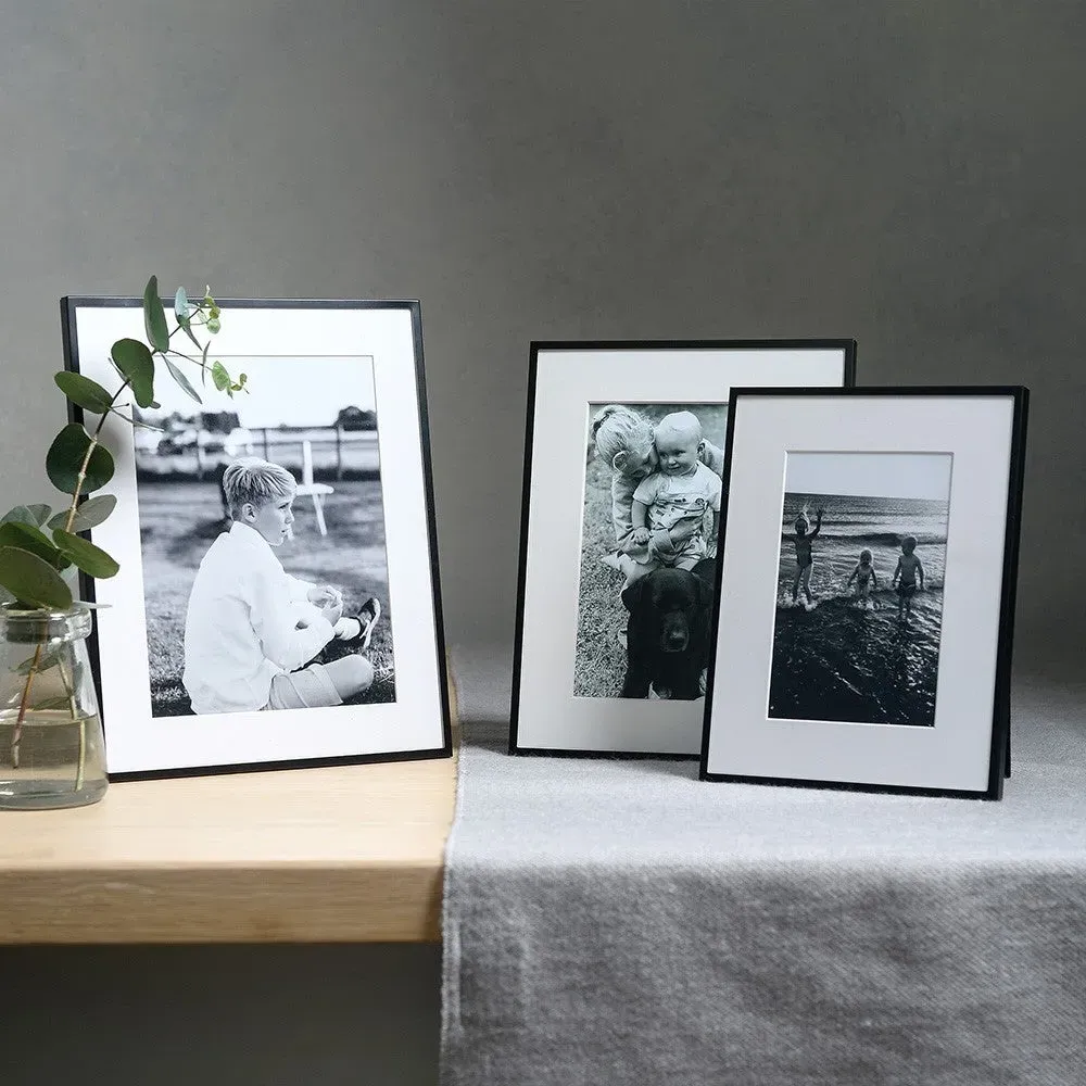 Fine 5x7 Photo Frame - Black, Metal