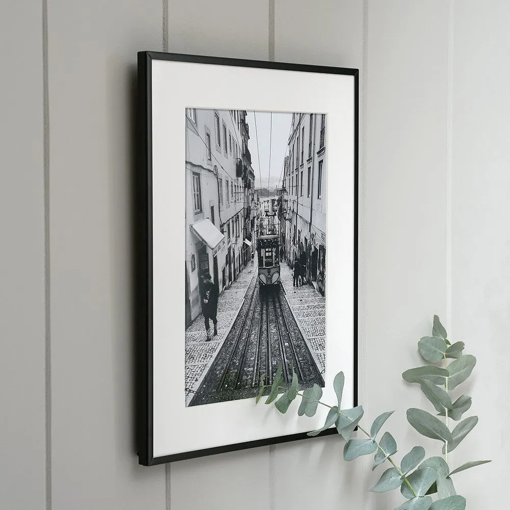 Fine 8x10 Photo Frame - Black, Metal