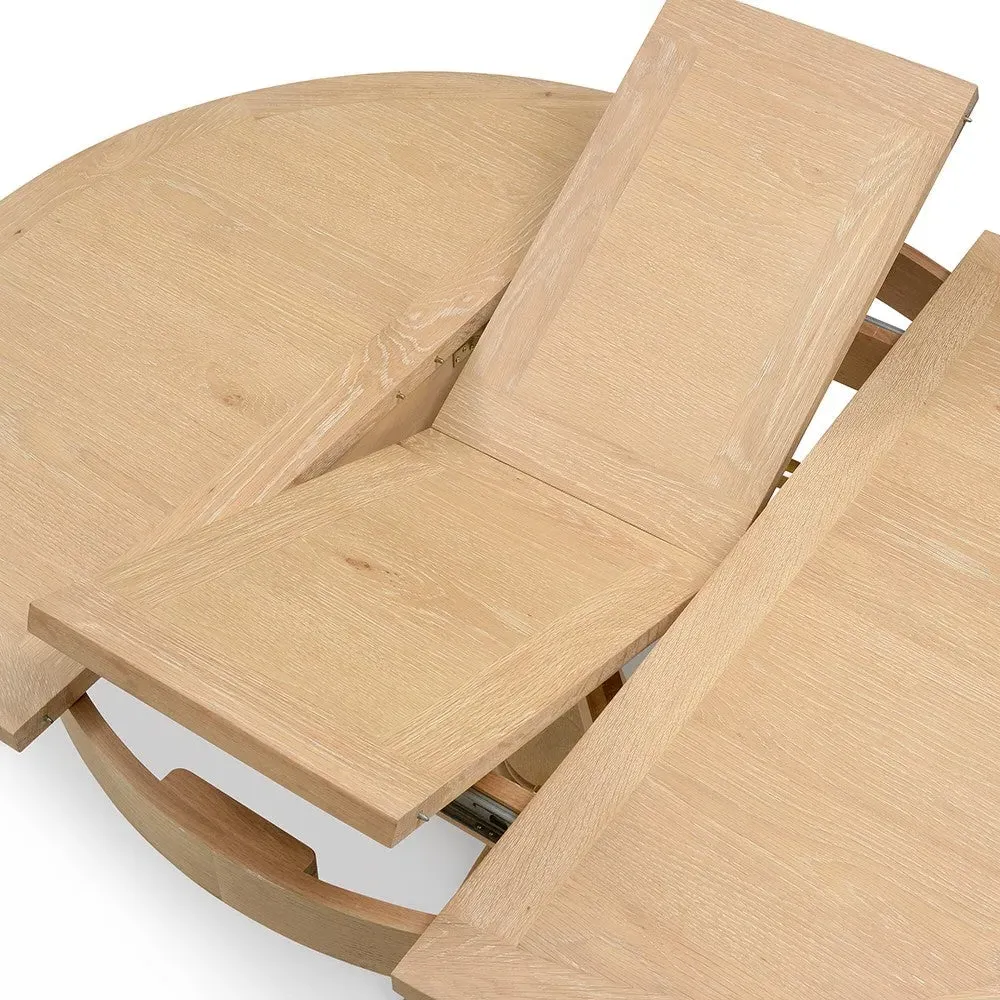 4-6 Seater Round Extending Dining Table - Whitewash, Oak
