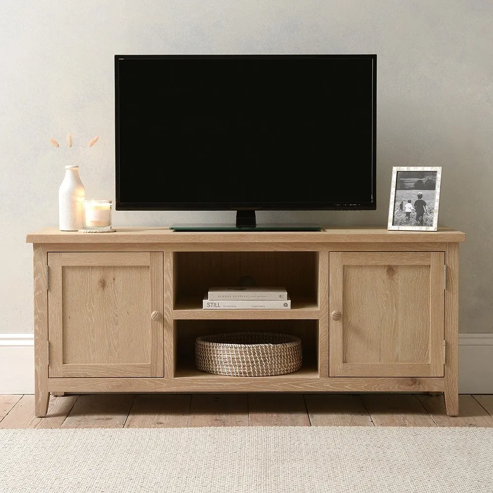 Inglesham Large TV Stand - Whitewash, Oak