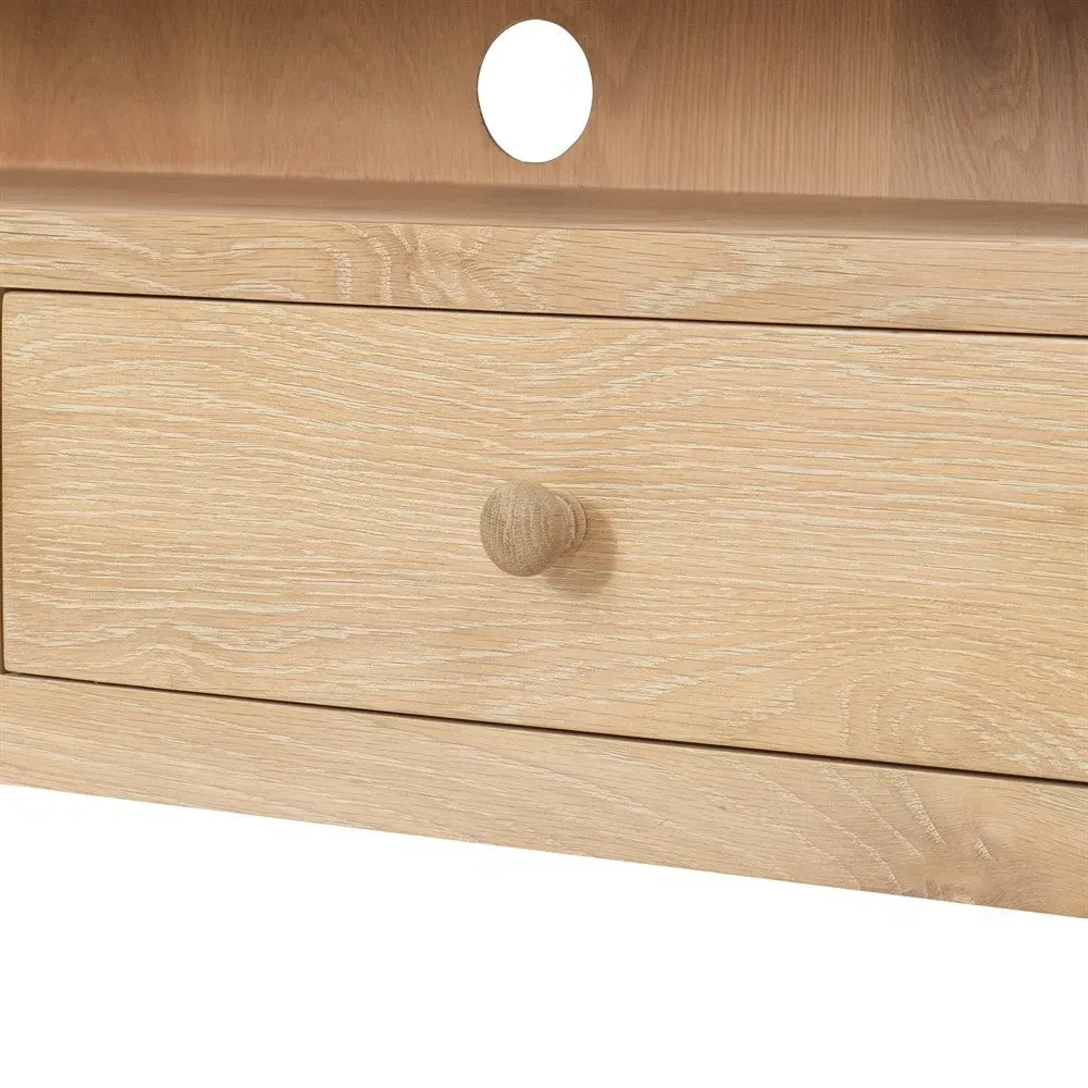 Inglesham TV Unit with Storage - Whitewash, Oak