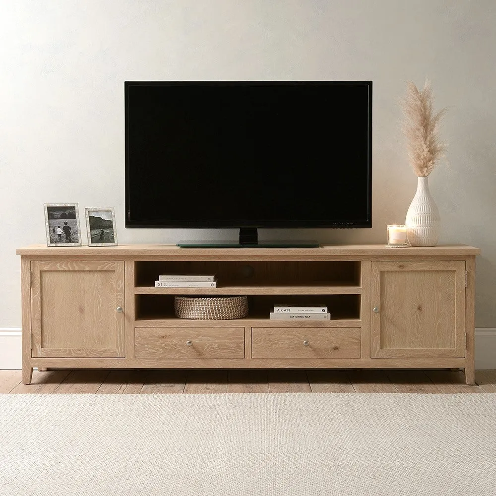Inglesham TV Unit with Storage - Whitewash, Oak
