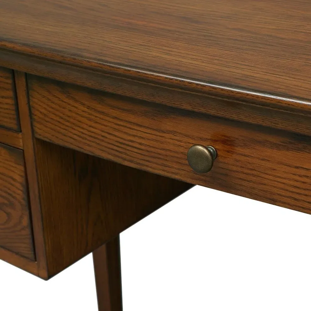 Winchcombe Dressing Table - Brown, Oak