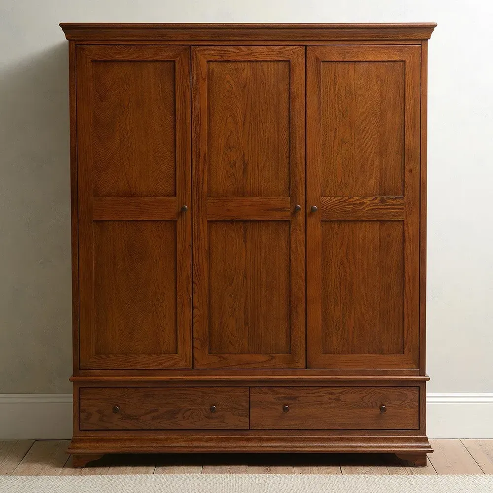Winchcombe Triple Wardrobe - Dark Oak