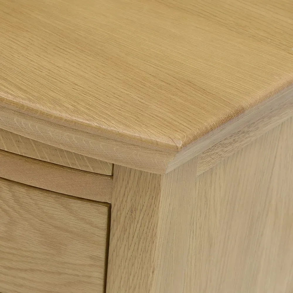 Winchcombe 2 Drawer Bedside Table - Oiled Oak