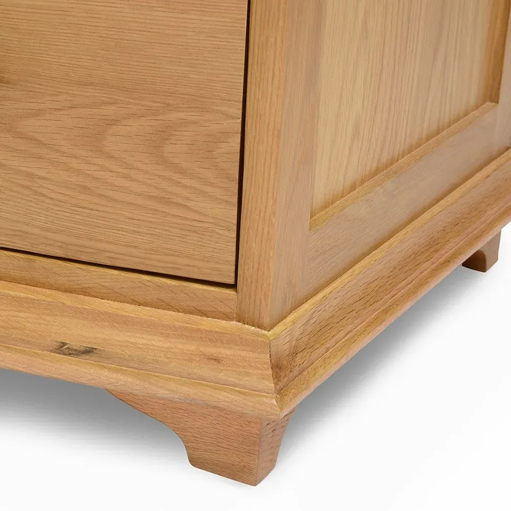 Winchcombe Low and Wide 6 Drawer Chest - Oiled Oak