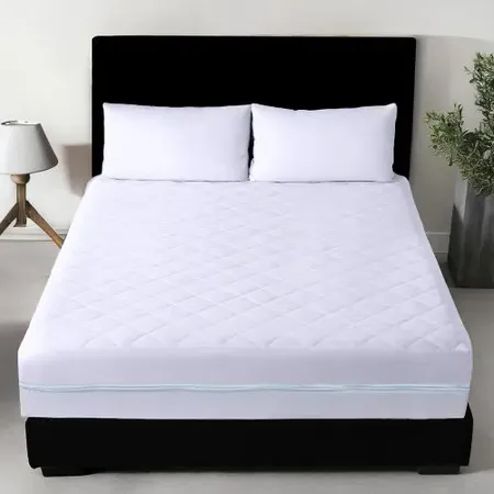 Quilted Mattress Protector Zipped Fully Enclosed - White product