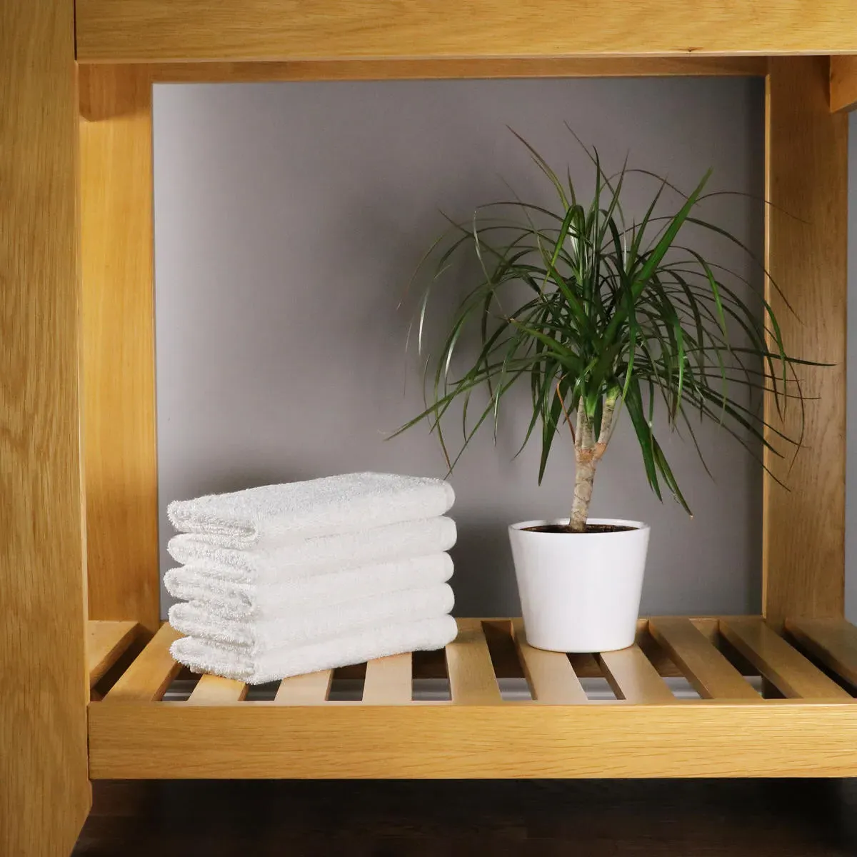 500GSM Guest Towel - White, Ring-Spun Cotton by The Towel Shop