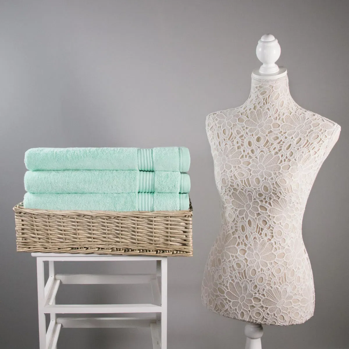 4-Pack Bath Towels 700 GSM - Duck Egg Blue, Bamboo by The Towel Shop