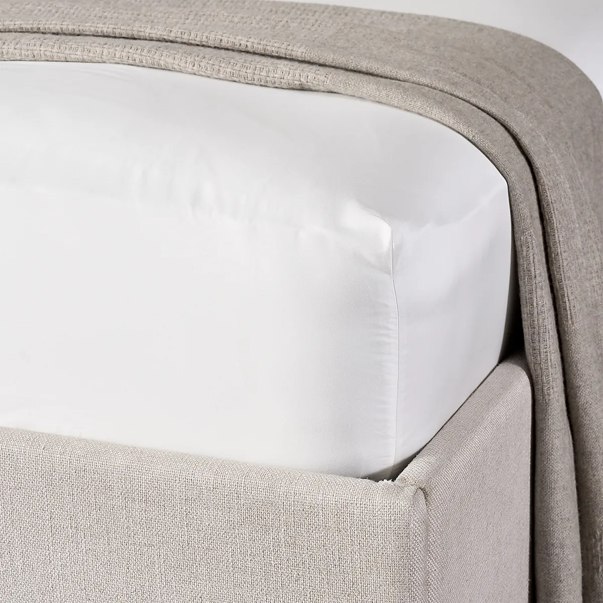 400-Thread-Count Supima Cotton Sateen Deep Fitted Sheet - White product