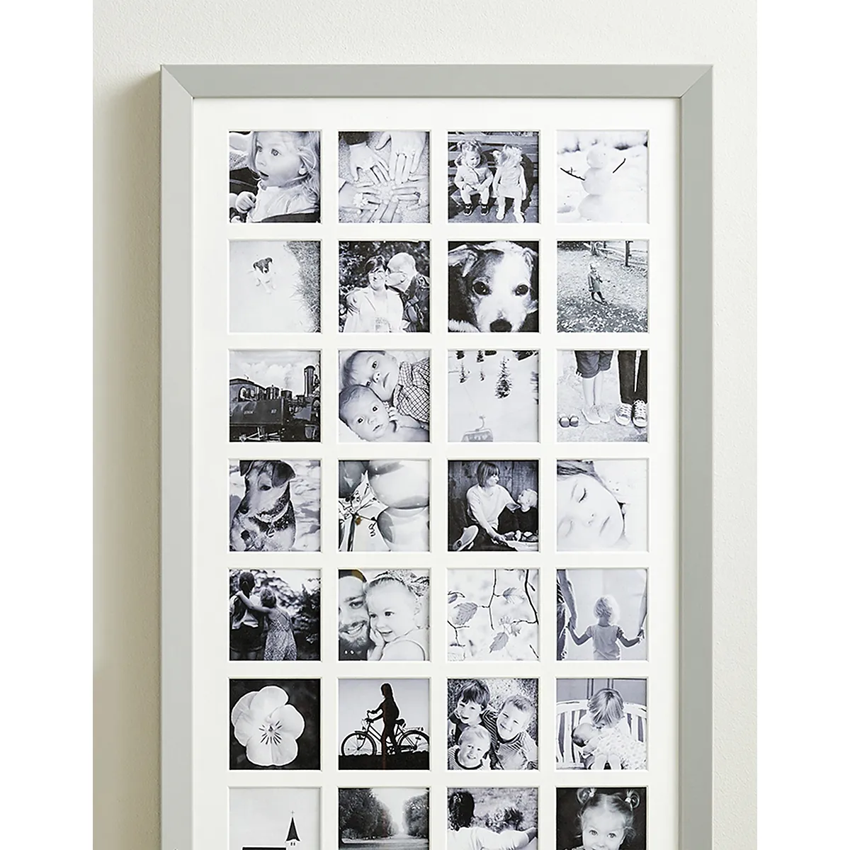 52 Aperture Year In Memories Photo Frame - White alternate view