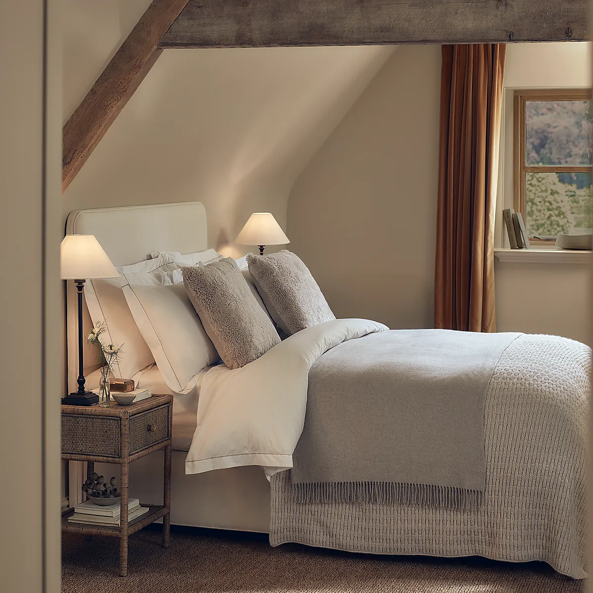 Ana Duvet Cover - White, Cotton Percale product