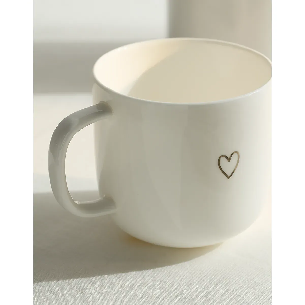 Bone China Silver Heart Mug - White alternate view