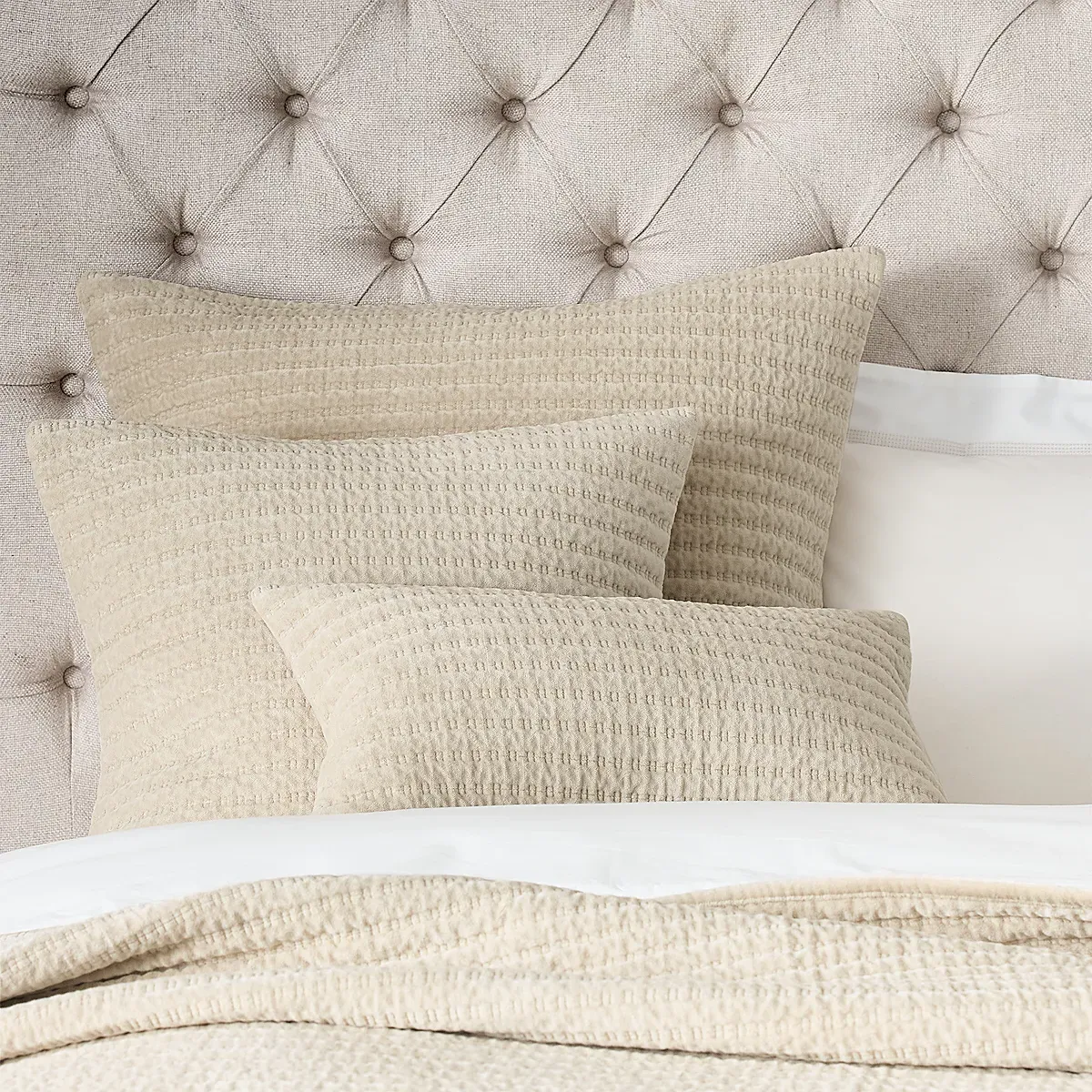 Farlow Cushion - Oatmeal, Velvet product