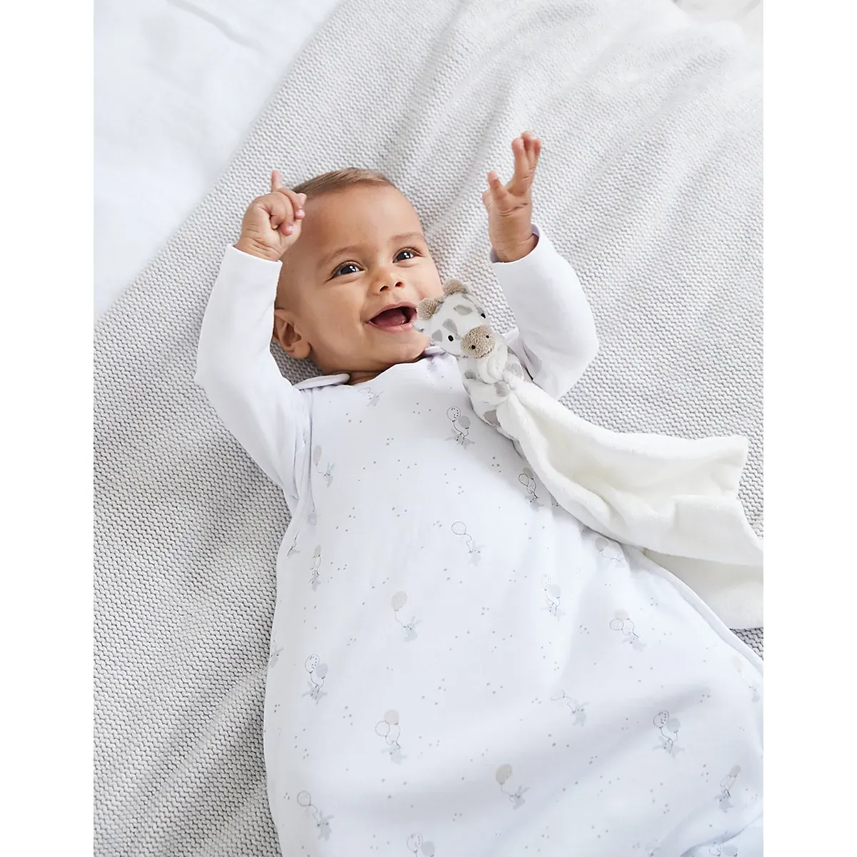 Gigi Giraffe Baby Comforter - Multi, Velour alternate view