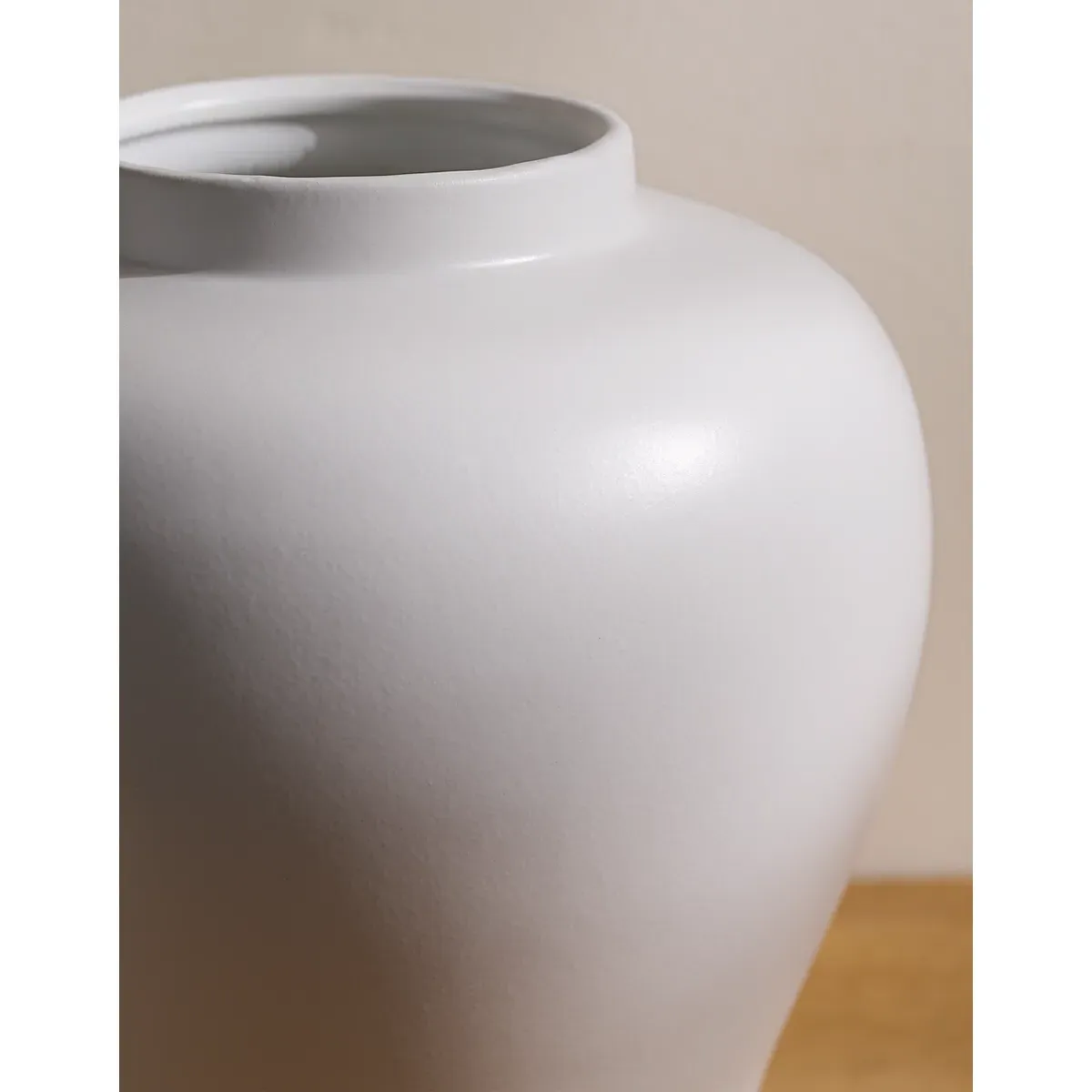 Hanworth Vase - White alternate view