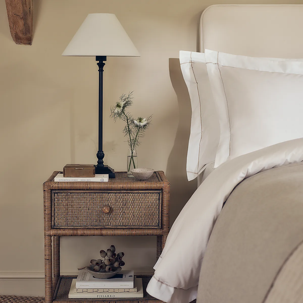 Harris Table Lamp - Black, Aluminium product