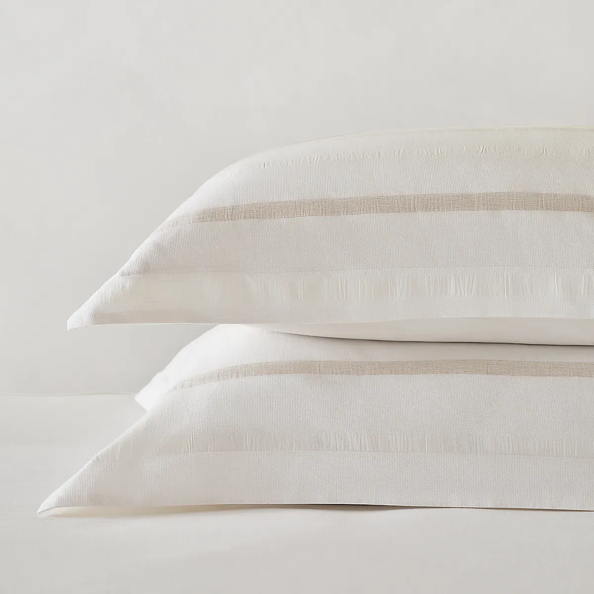 Huntly Oxford Pillowcase - White Natural product