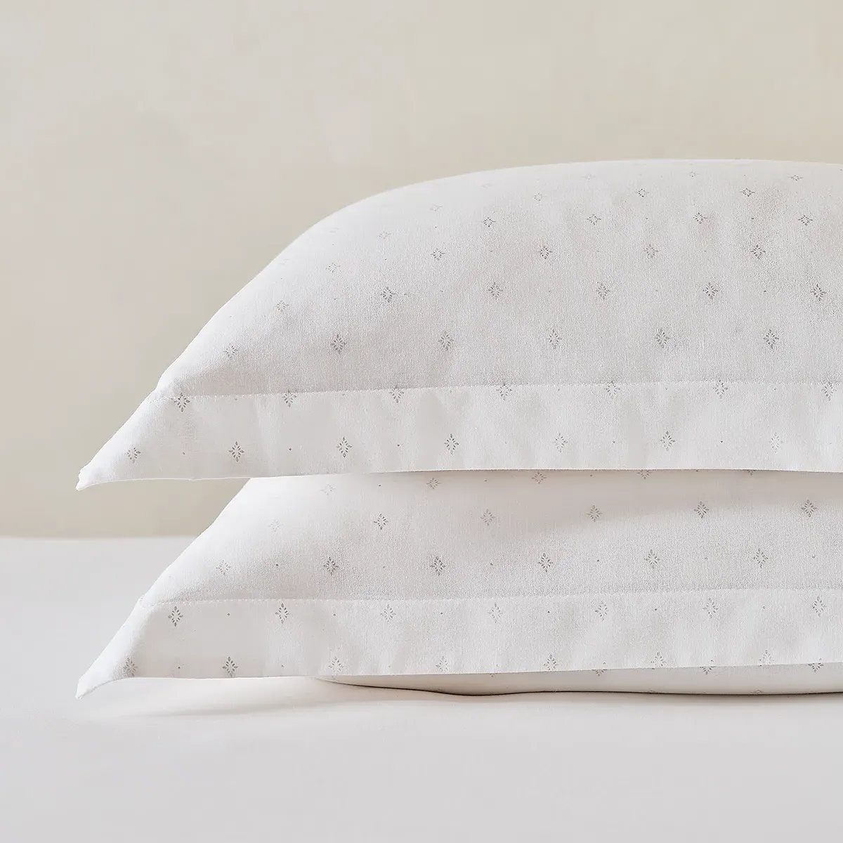 Innes Oxford Pillowcase - White/Soft Grey, Cotton-Linen product
