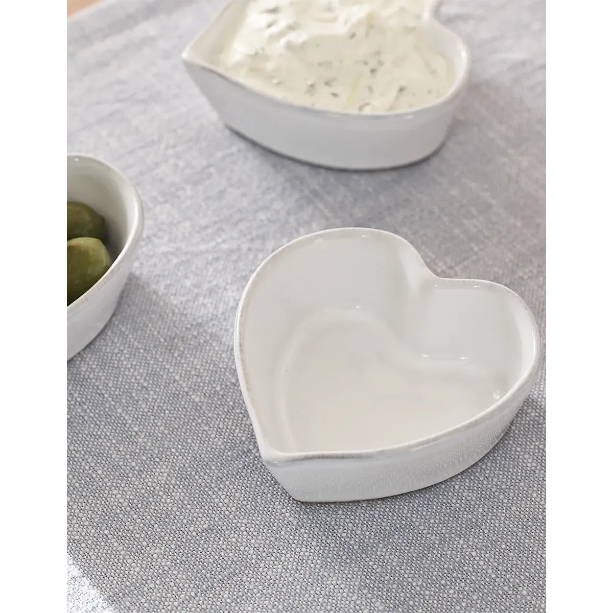 Porto Heart Dishes Set of 3 - White, Stoneware alternate view