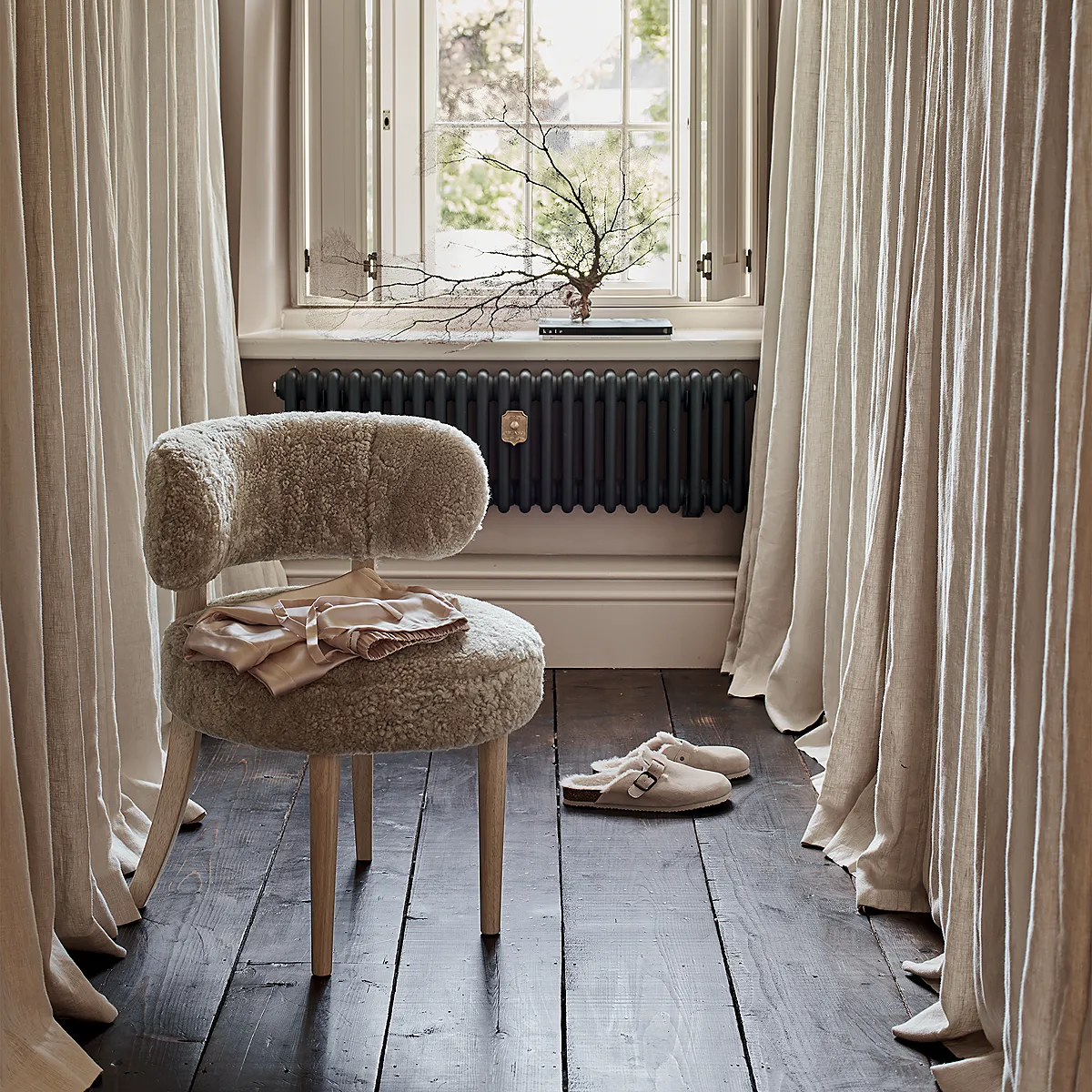 Sheepskin Accent Chair - Oatmeal product