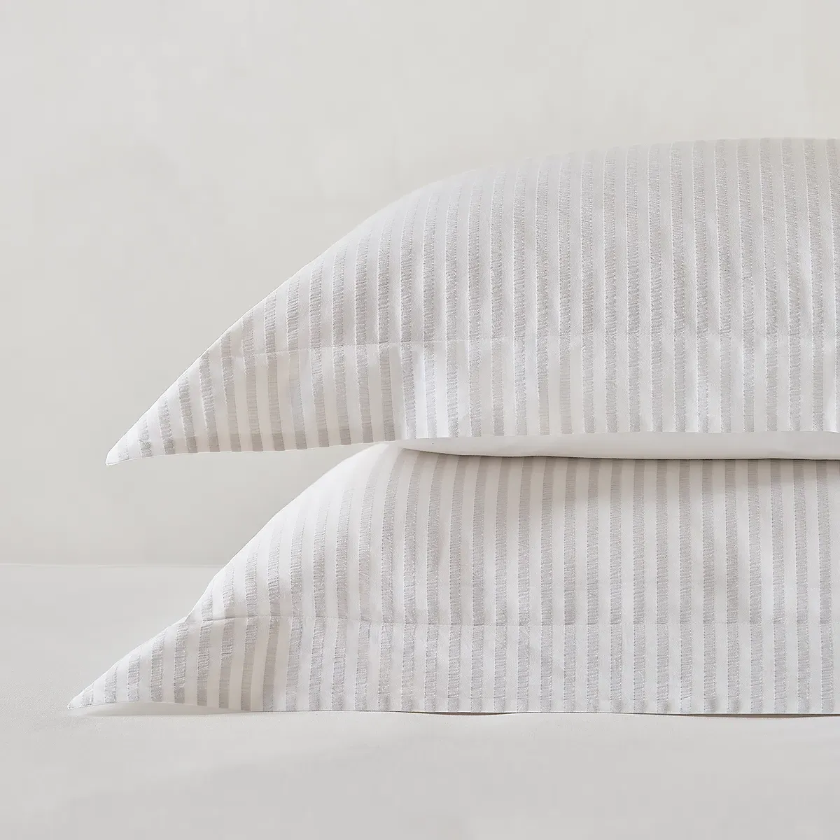 Tilbury Stripe Oxford Pillowcase - White/Soft Grey, Cotton product