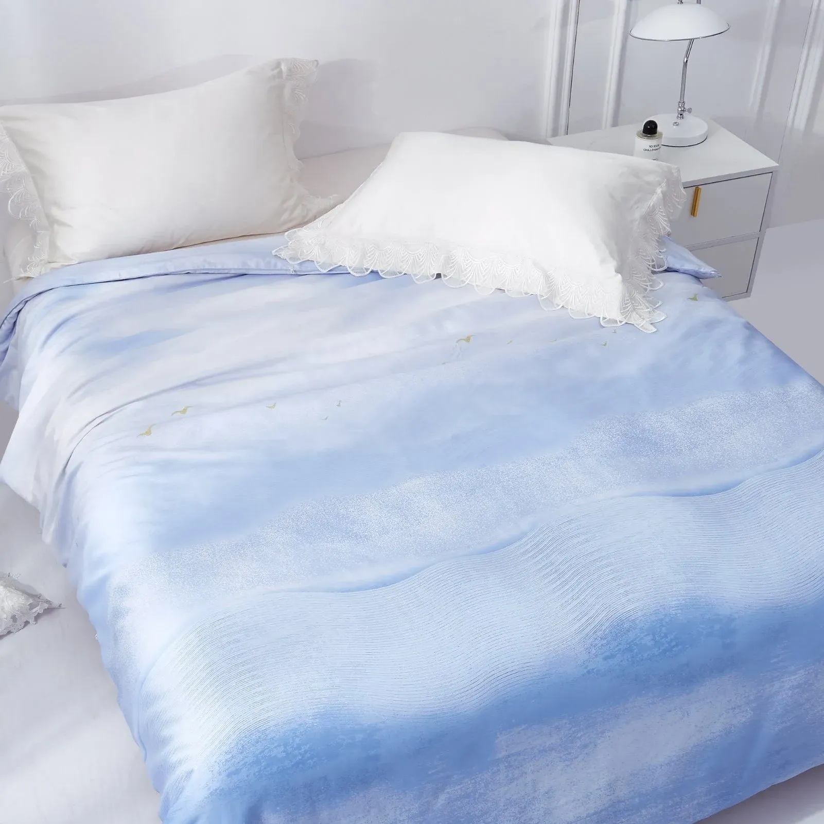 Spring&Fall Silk Duvet Comforter product