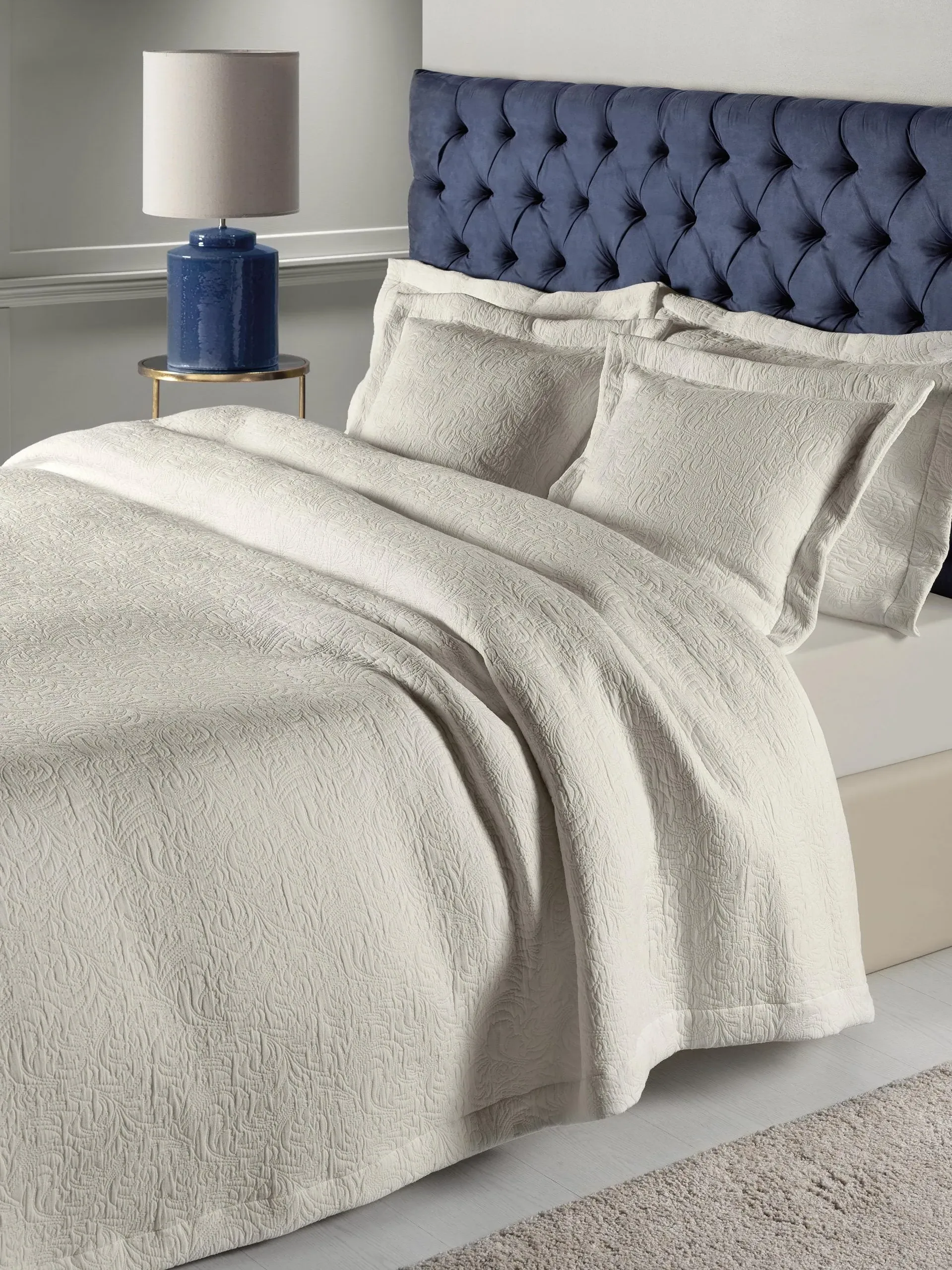 Forest Matelassé Bedspread - Cotton Blend product