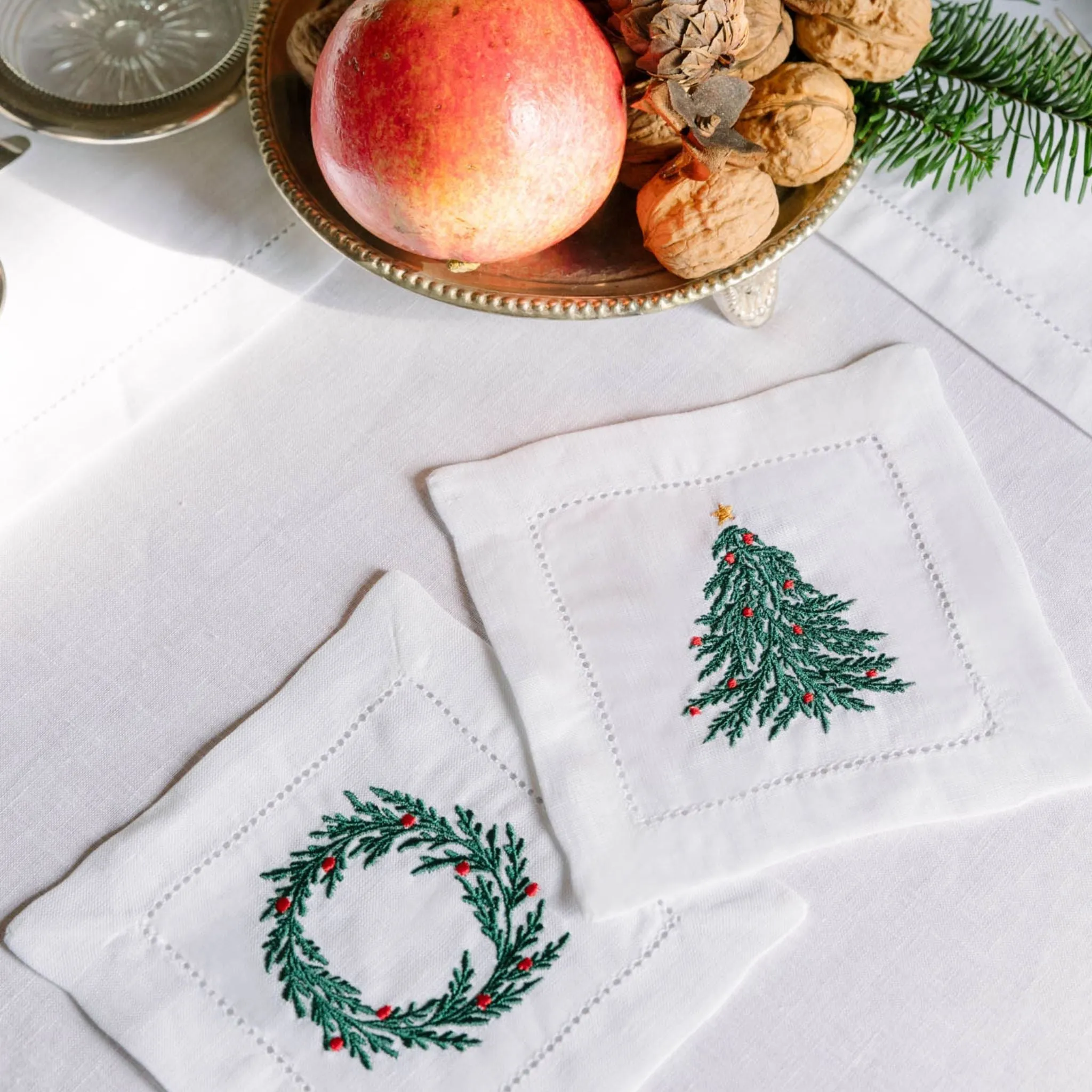 Mafra Christmas Embroidered Table Linen Set - Cotton product
