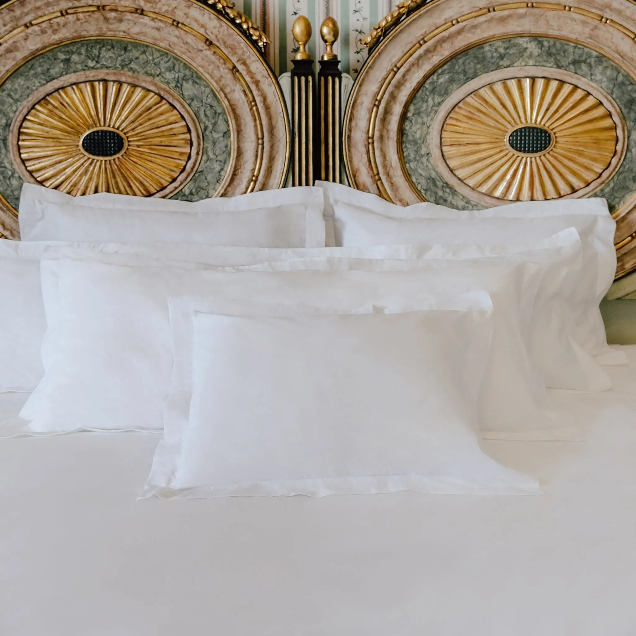 Porto Percale 400 TC Bedding Set - White, Cotton product
