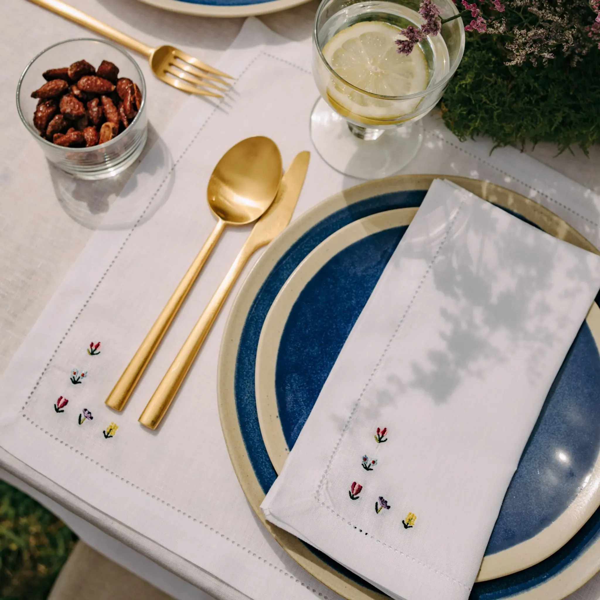 Linen Napkin with Flower Embroidery - Natural image