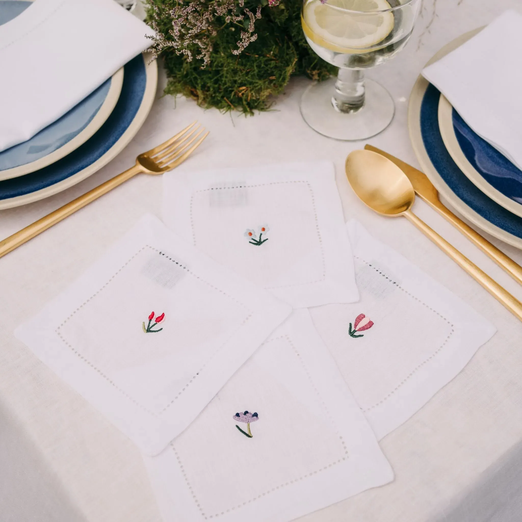 Linen Napkin with Flower Embroidery - Natural