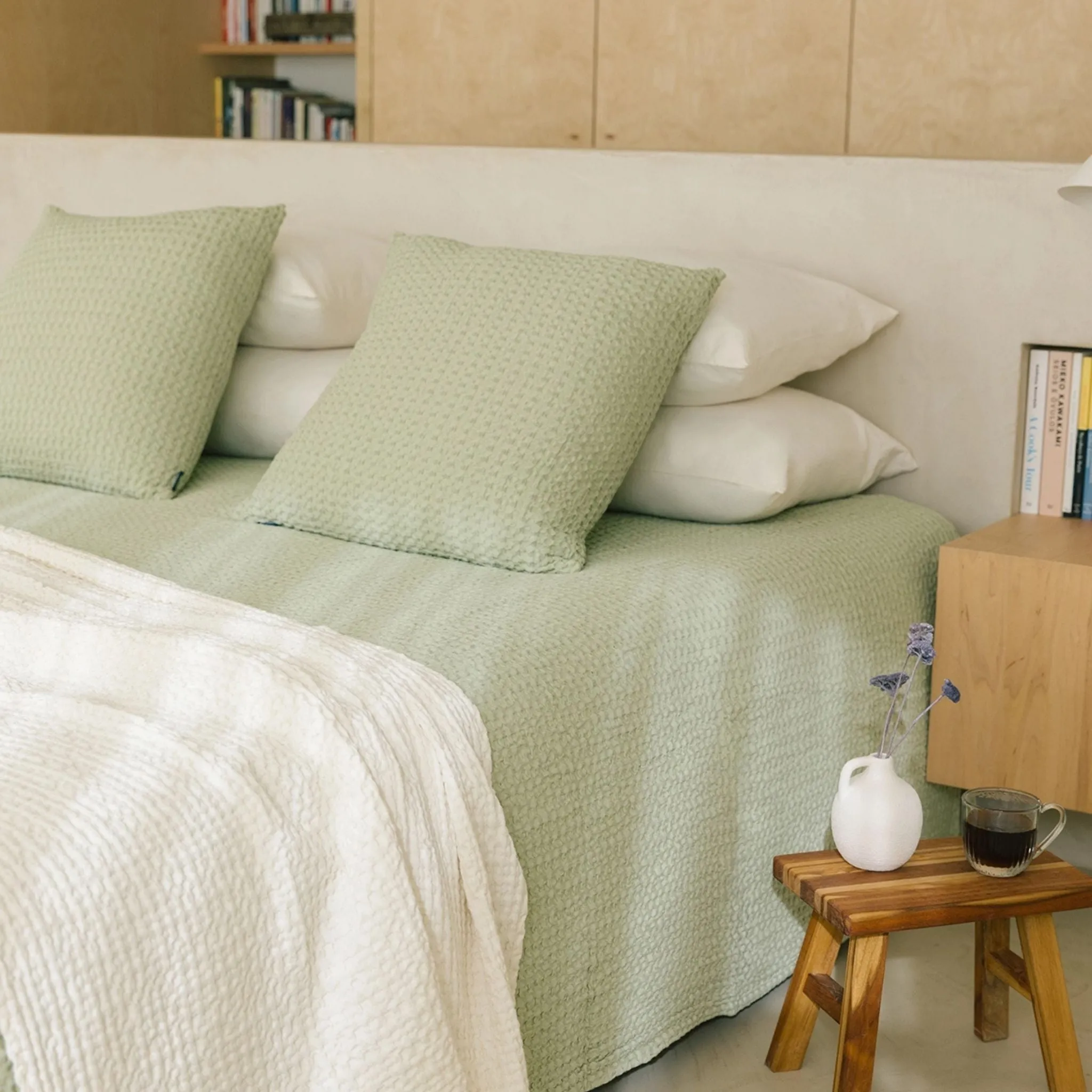Waffle Bedspread with Fringes - Khaki Green, Cotton image