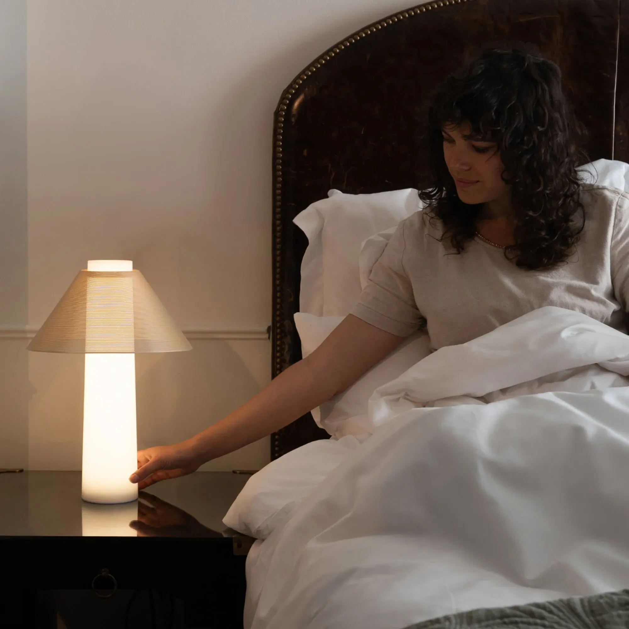 Loftie Programmable Table Lamp - White image