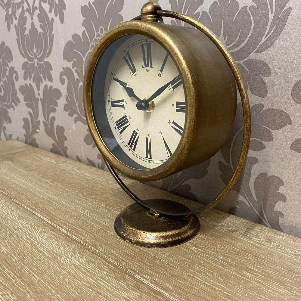 Round Table Clock - Gold