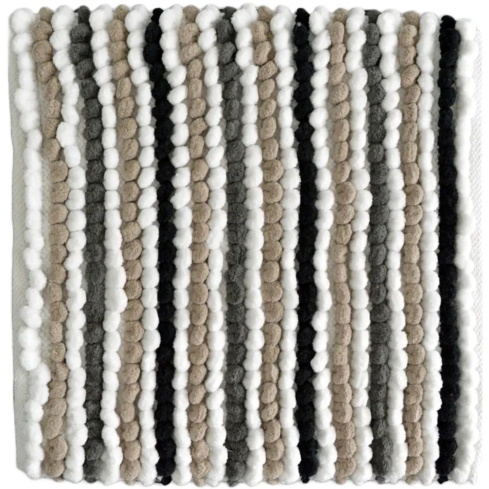 California Monochrome Square Chunky Bobble Bath Mat - Grey