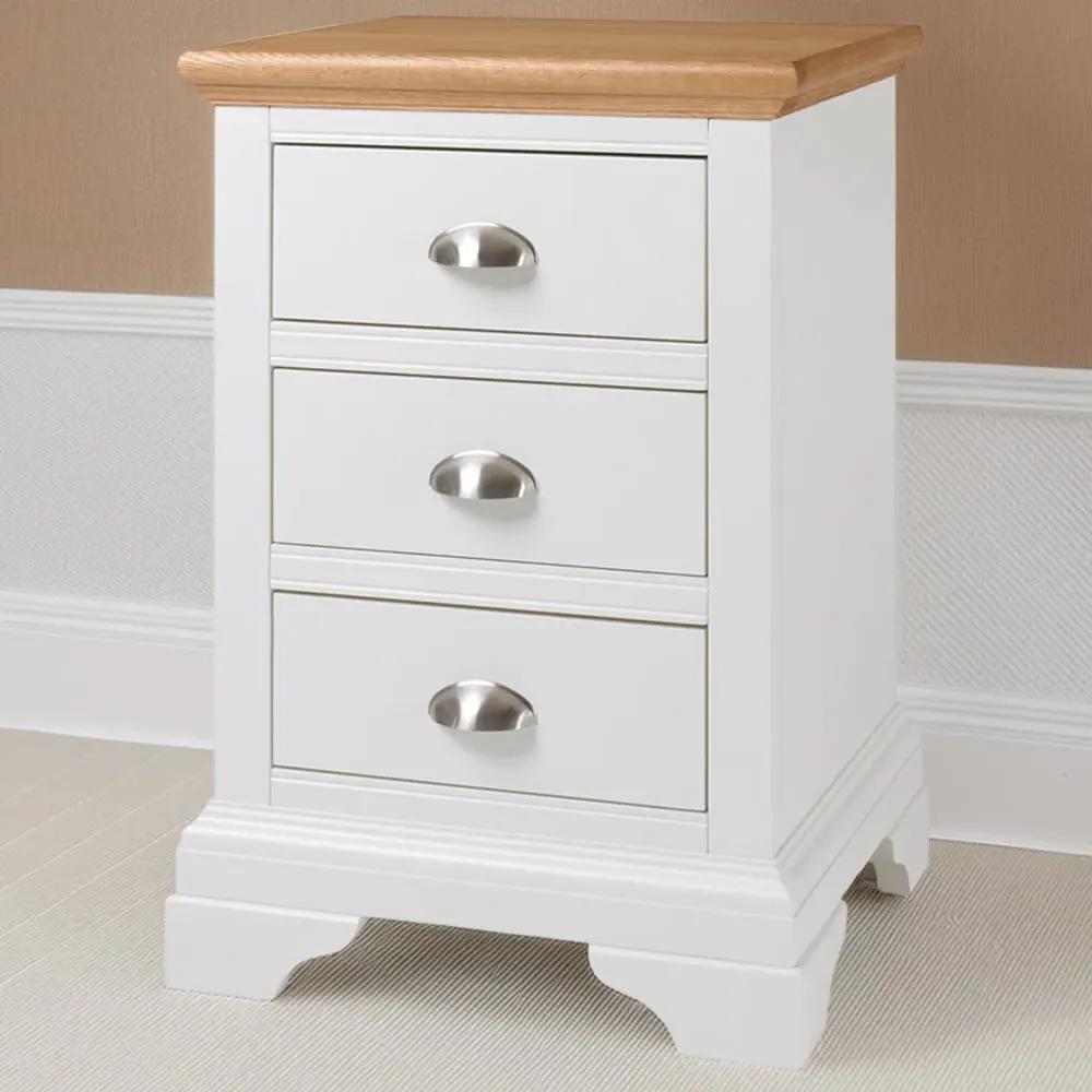 Hampstead 3 Drawer Nightstand - Cream, Oak