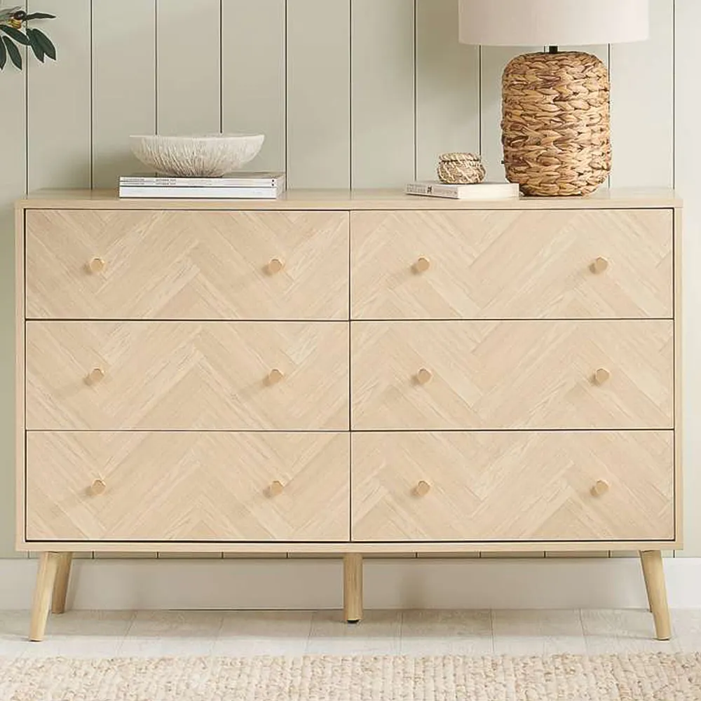 Herringford 6 Drawer Chest of Drawers - Brown, Oak