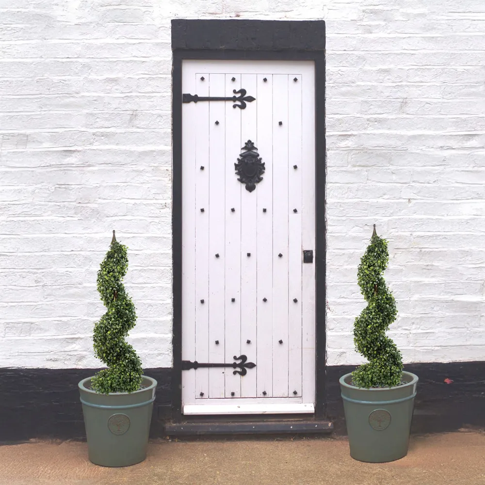 Spiral Boxwood Topiary Artificial Tree - Green