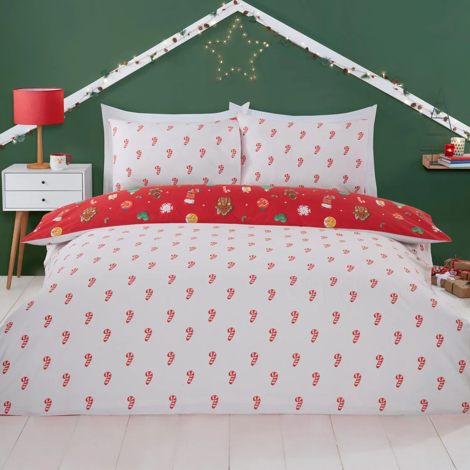 Christmas Friends Single Duvet Set - Red and White