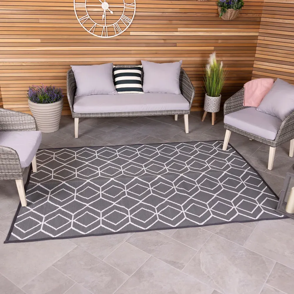 Diamond Outdoor Rug - Grey