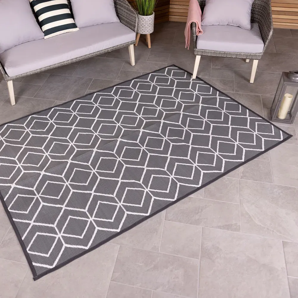Diamond Outdoor Rug - Grey