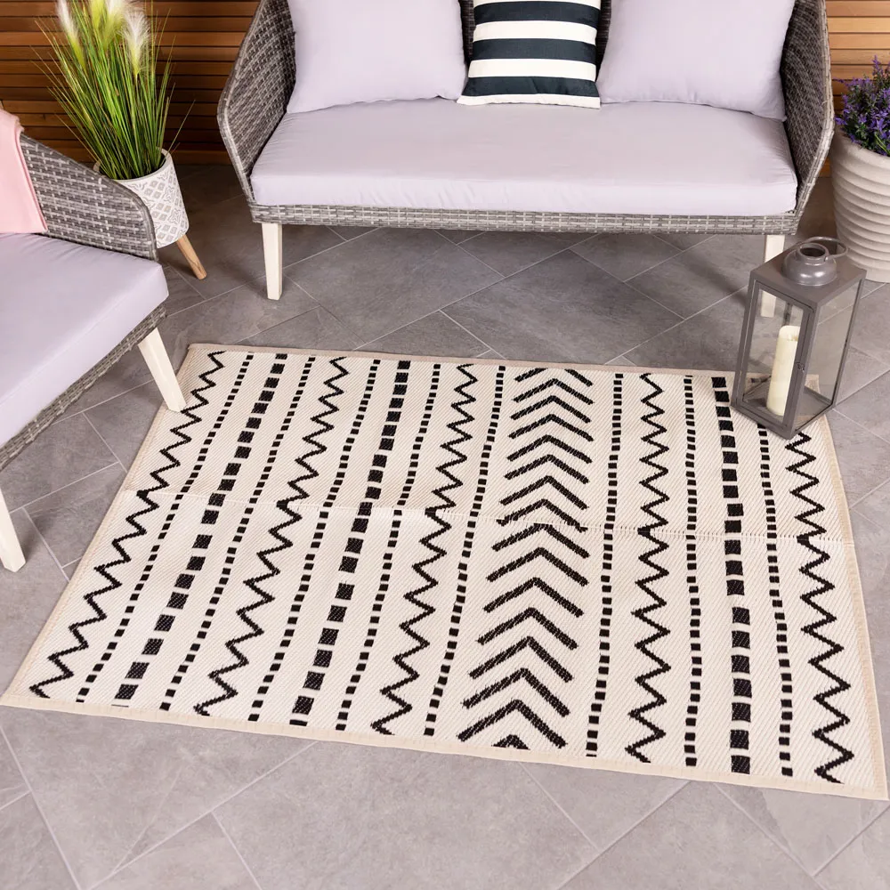 Moroccan Geometric Outdoor Rug - Cream