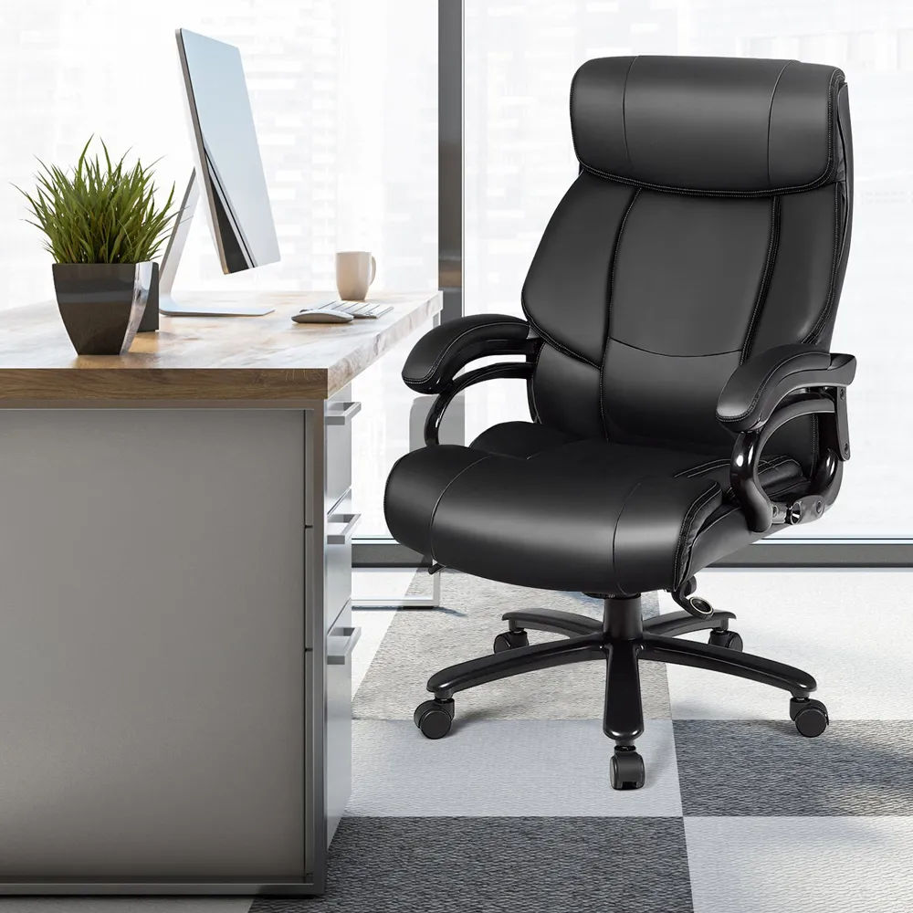 Office Chair with Padded Armrests - Black